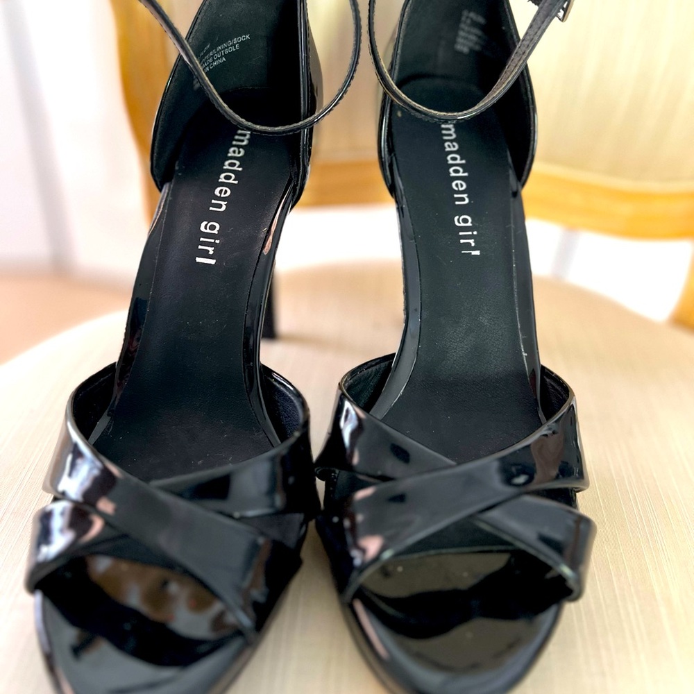 Party sexy shoes!